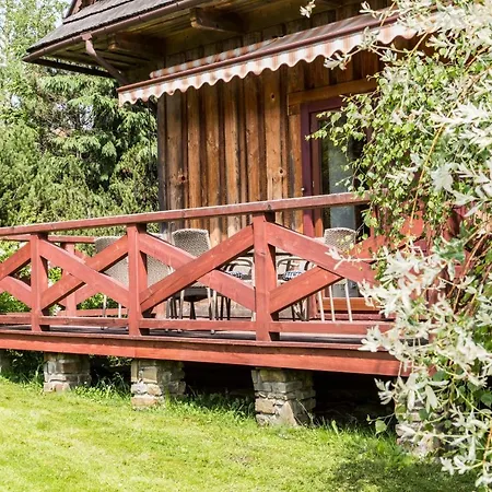Udanypobyt Garden فيلة كوشتيليسكا