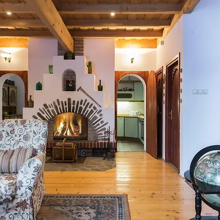 Udanypobyt Garden كوشتيليسكا