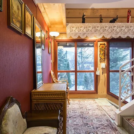 Udanypobyt Garden فيلة كوشتيليسكا